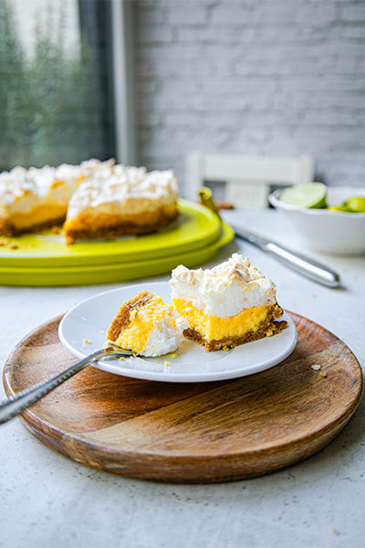 Limetten-Baiser-Torte