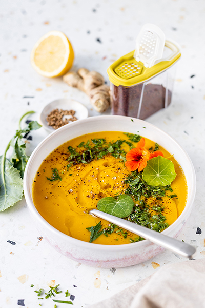 Lauwarme Gemüsesuppe